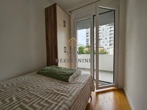 Izdavanje, jednosoban stan, 38m², Centar, Bar - image 13