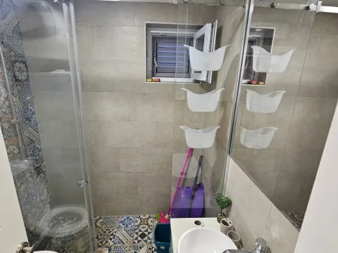 Rent, one bedroom apartment, 42m², Bečići, Budva - image 6