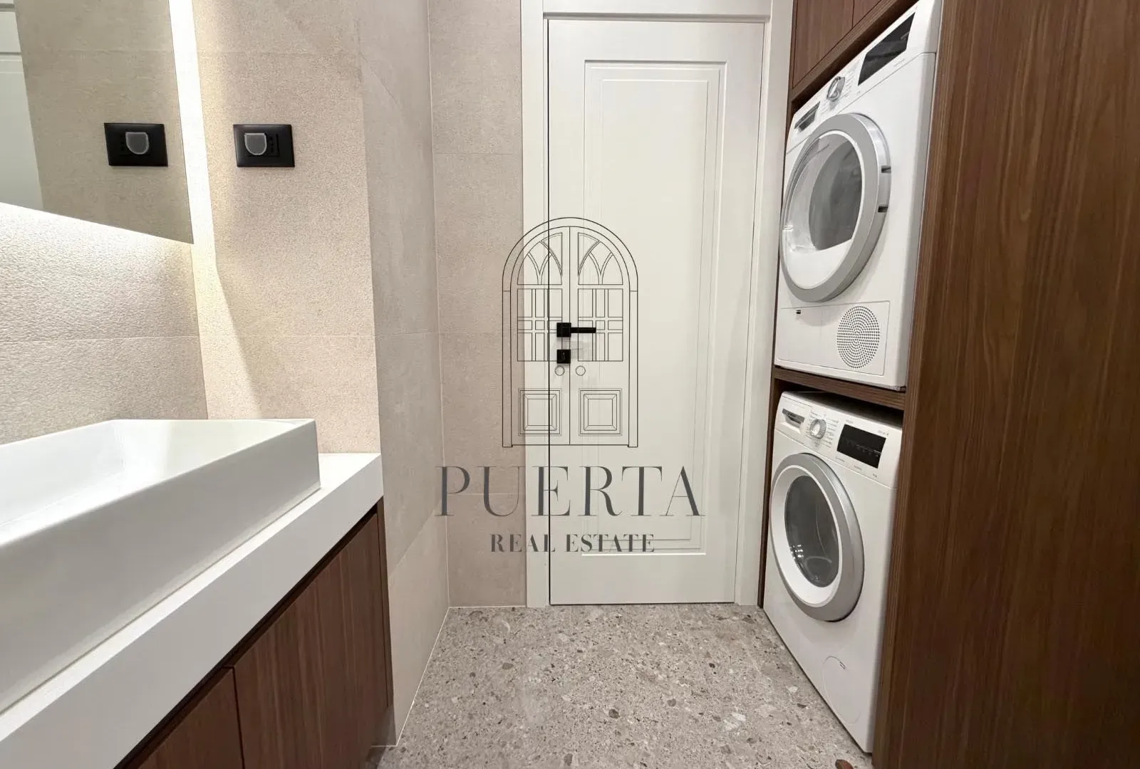 Rent, house, 130m², Ibričevina, Podgorica