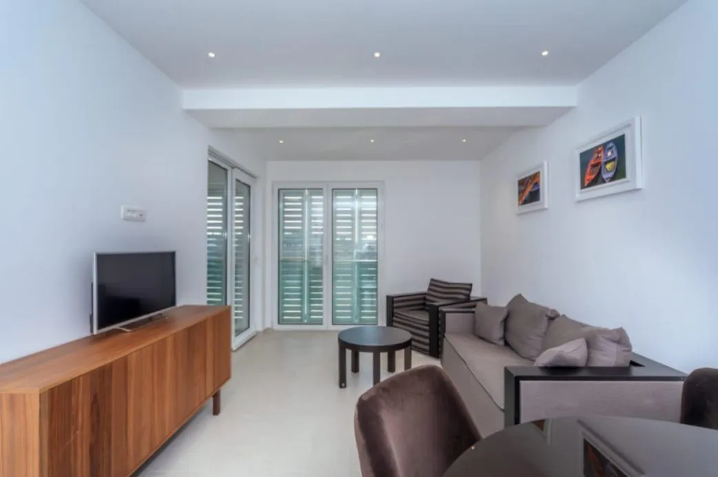 Rent, apartment, 54m², Pržno, Budva