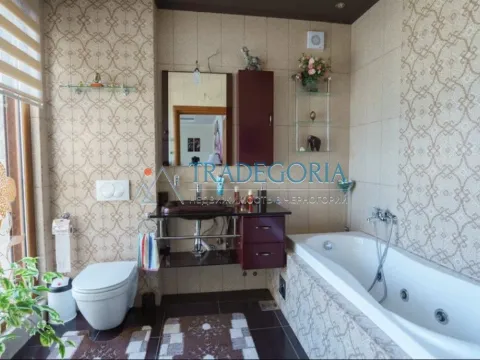 Prodaja, kuća, 198m², Bar, Crna Gora - image 9