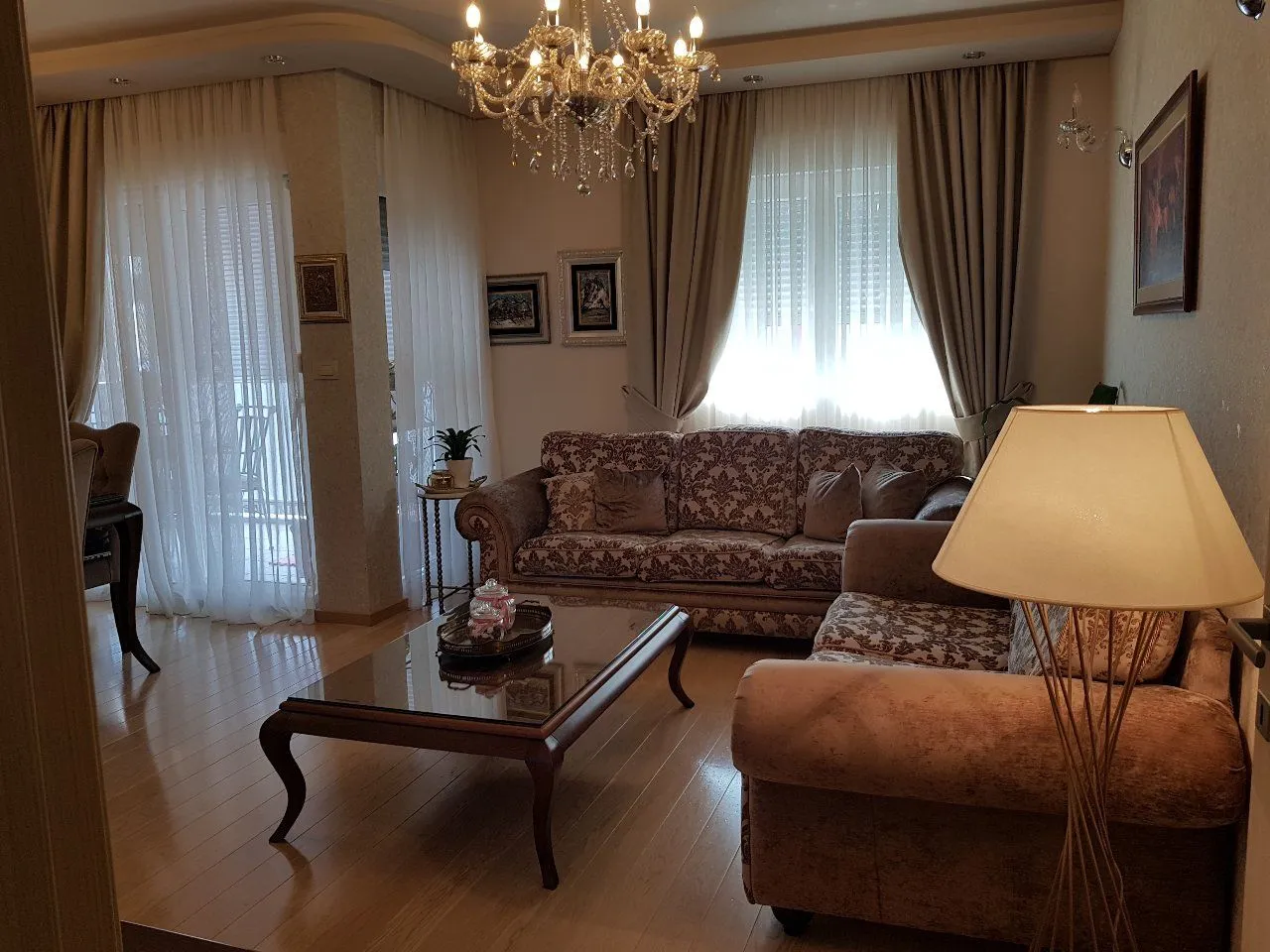 Rent, three bedroom apartment, 100m², City Kvart, Podgorica
