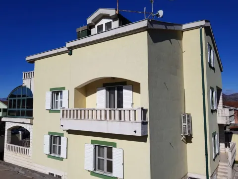 Prodaja, kuća, 489m², Podgorica, Crna Gora - image 6