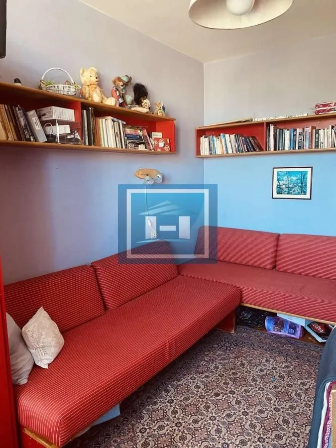 Prodaja, trosoban stan, 60m², Centar, Paraćin