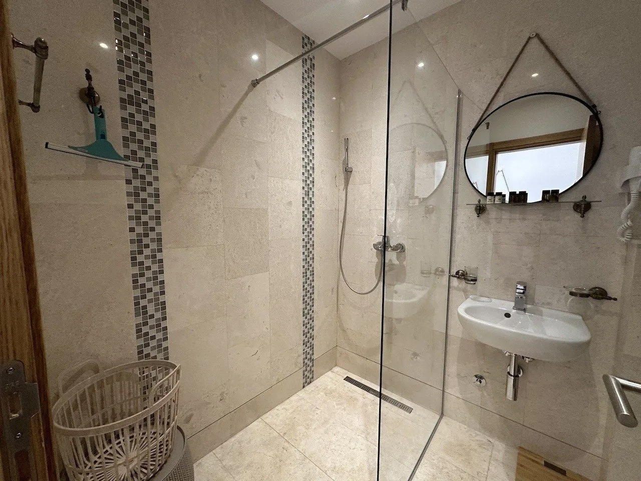 Sale, apartment, 73m², Kamenovo, Budva