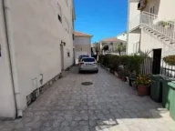 Izdavanje, kuća, 180m², Kalimanj, Tivat - image 4