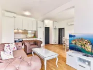 Prodaja, dvosoban stan, 90m², Rafailovići, Budva - image 10