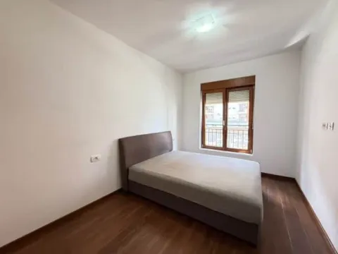 Izdavanje, jednosoban stan, 51m², Master Kvart, Podgorica - image 8