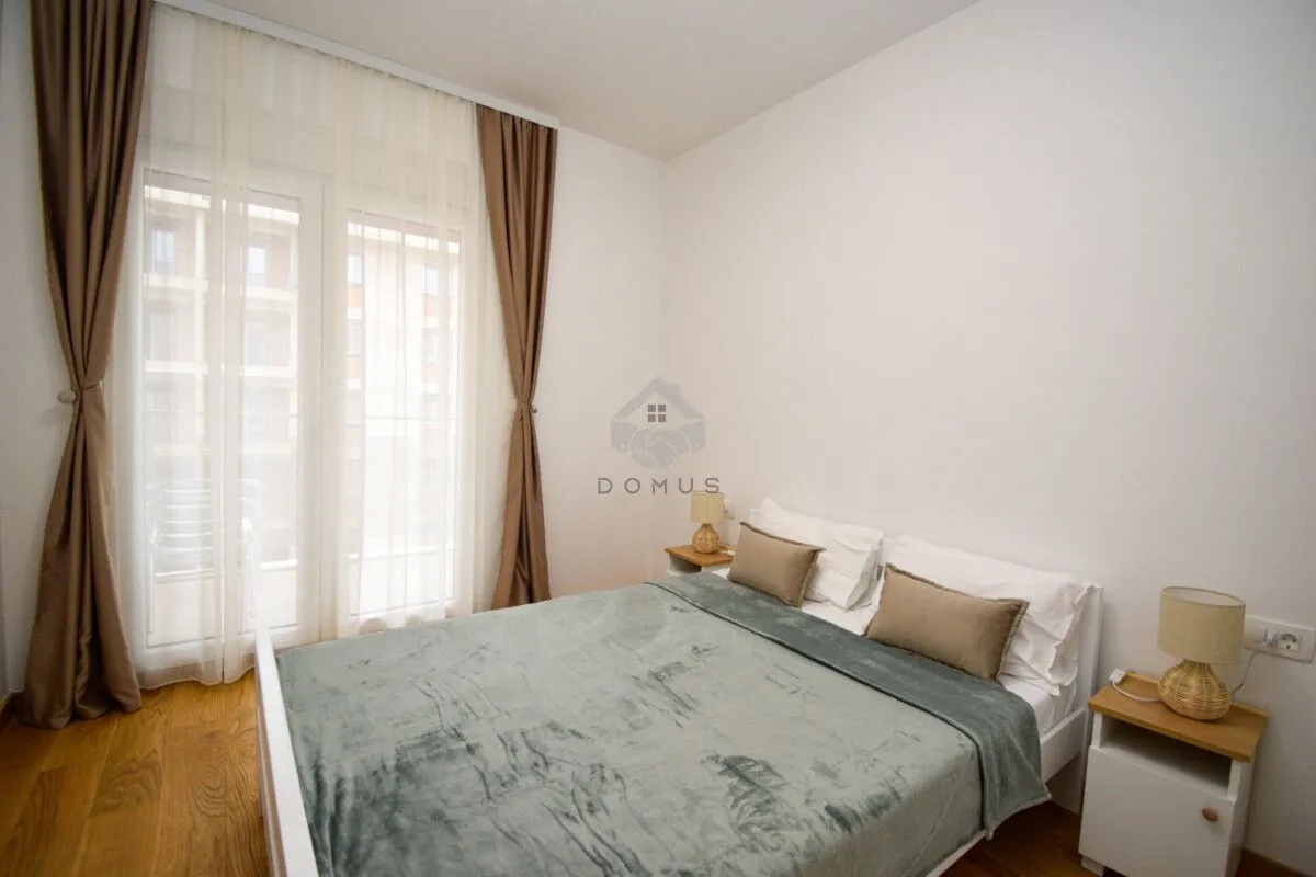 Izdavanje, dvosoban stan, 75m², City Kvart, Podgorica