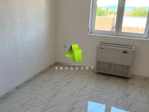 Izdavanje, četvorosoban stan, 77m², Centar, Niš - image 4