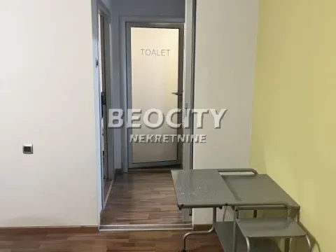 Izdavanje, poslovni prostor, 85m², Centar, Novi Sad - image 3