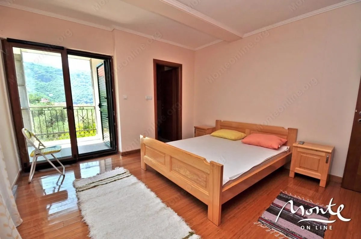 Sale, house, 644m², Pržno, Budva