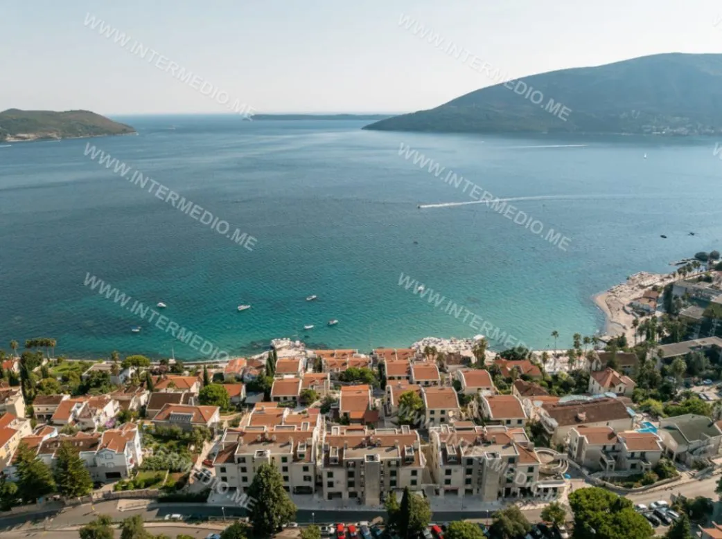 Prodaja, petosoban stan, 334m², Savina, Herceg Novi