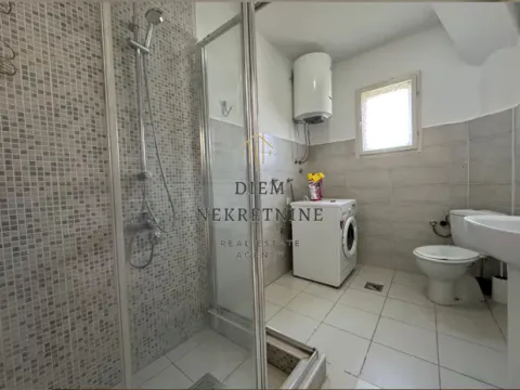 Izdavanje, dvosoban stan, 108m², Stari Aerodrom, Podgorica - image 17