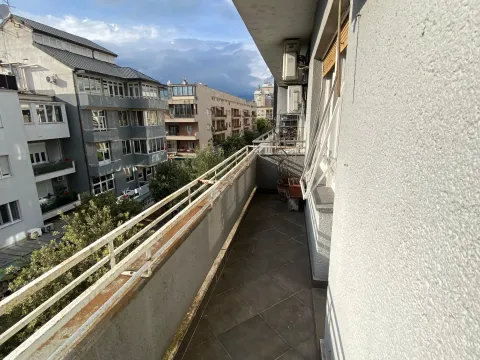 Rent, two bedroom apartment, 97m², Centar, Podgorica - image 11