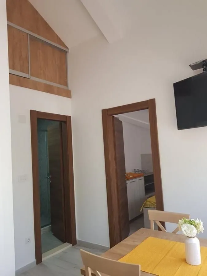 Rent, two bedroom apartment, 46m², Centar, Tivat