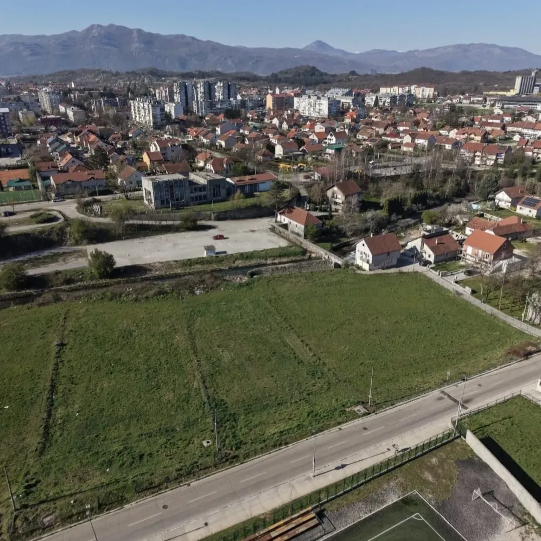 Prodaja, plac, 4250m², Centar, Nikšić