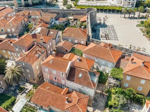 Prodaja, kuća, 268m², Budva, Crna Gora - image 2