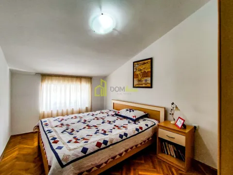 Prodaja, dvosoban stan, 75m², Centar, Podgorica - image 8
