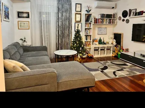 Prodaja, jednosoban stan, 57m², 1 maj, Podgorica - image 10