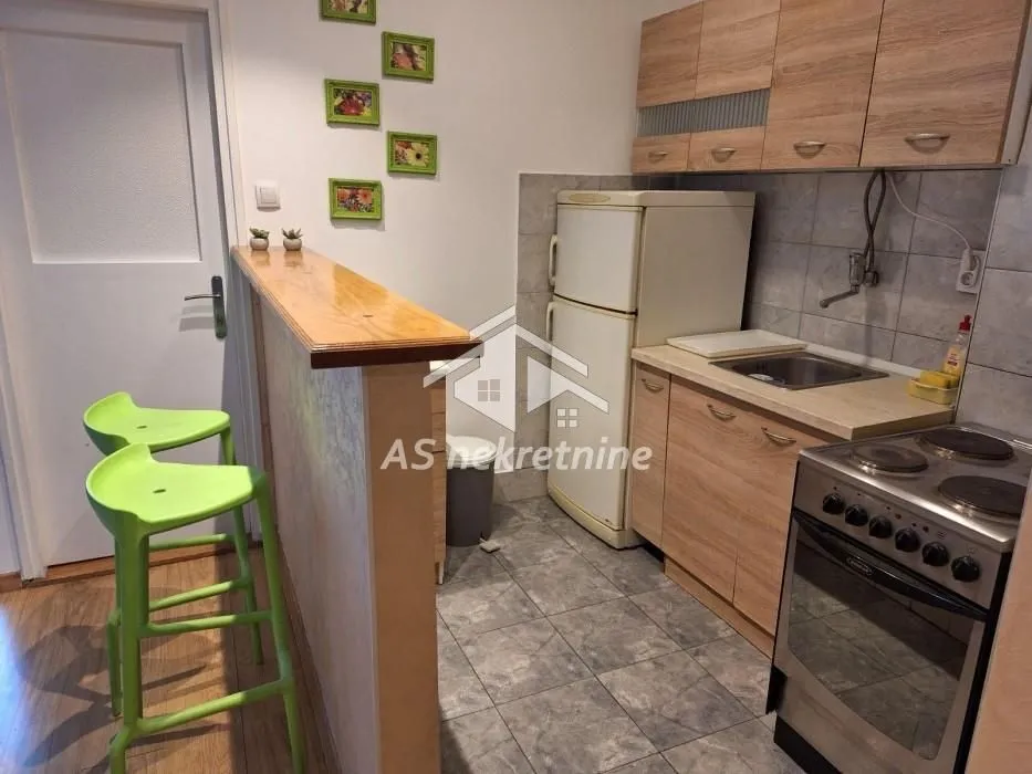 Rent, apartment, 44m², Stari Grad, Beograd