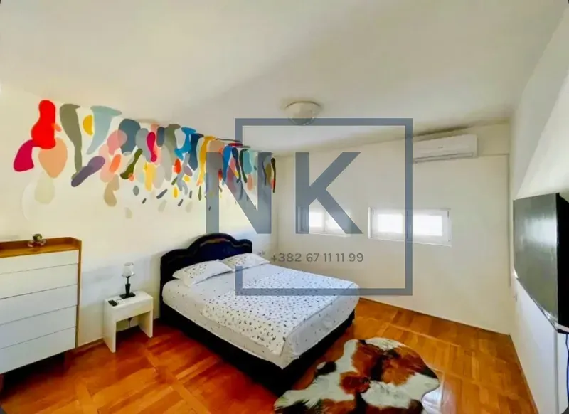 Prodaja, trosoban stan, 101m², Centar, Podgorica