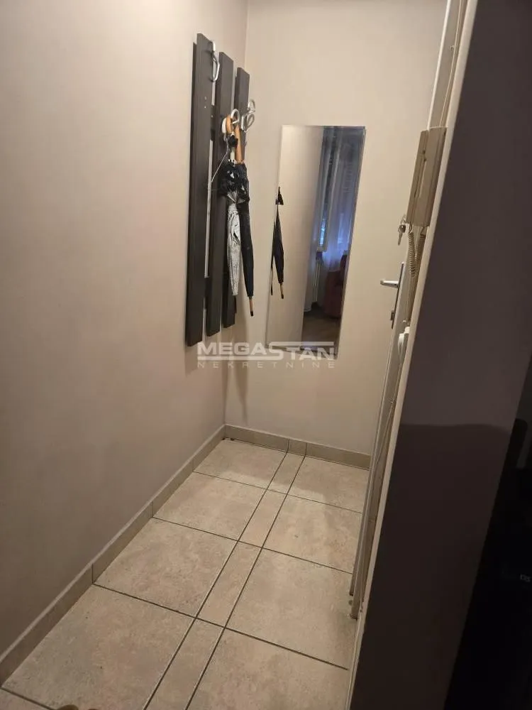Prodaja, stan, 27m², Kalenić Pijaca, Vračar Sve Podlokacije