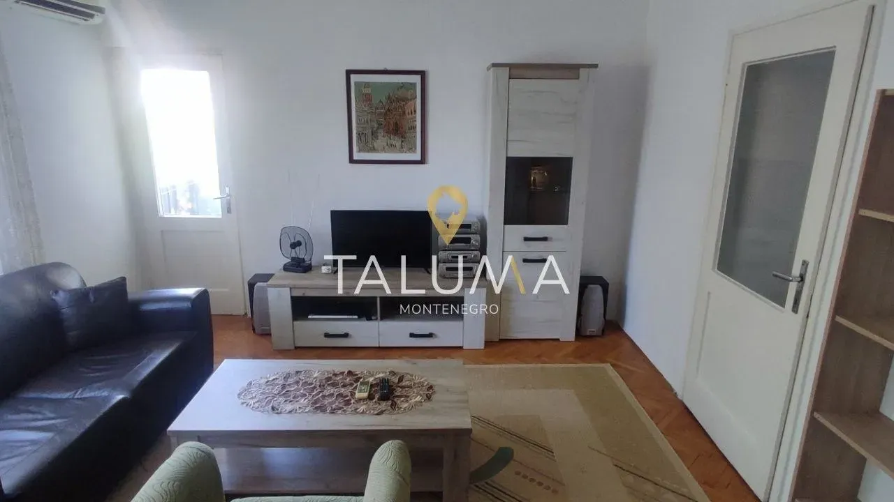 Izdavanje, jednosoban stan, 46m², Preko Morače, Podgorica