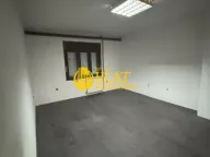 Izdavanje, poslovni prostor, 60m², Altina, Beograd - image 2