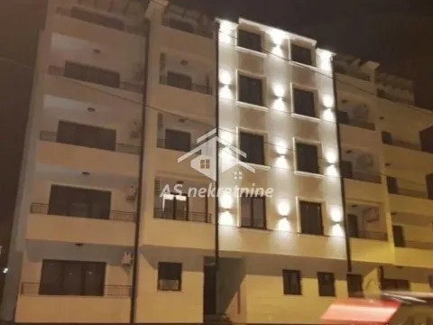 Izdavanje, dvosoban stan, 43m², Južni Bulevar, Vračar Sve Podlokacije - image 15