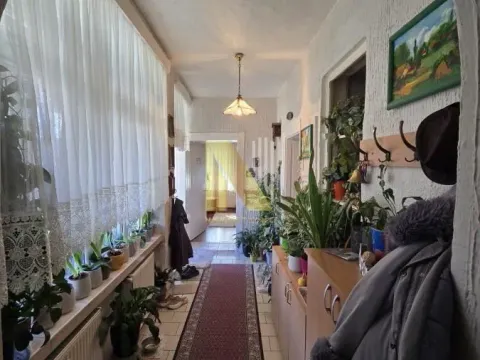 Sale, house, 203m², Salajka, Novi Sad Sve Podlokacije - image 12