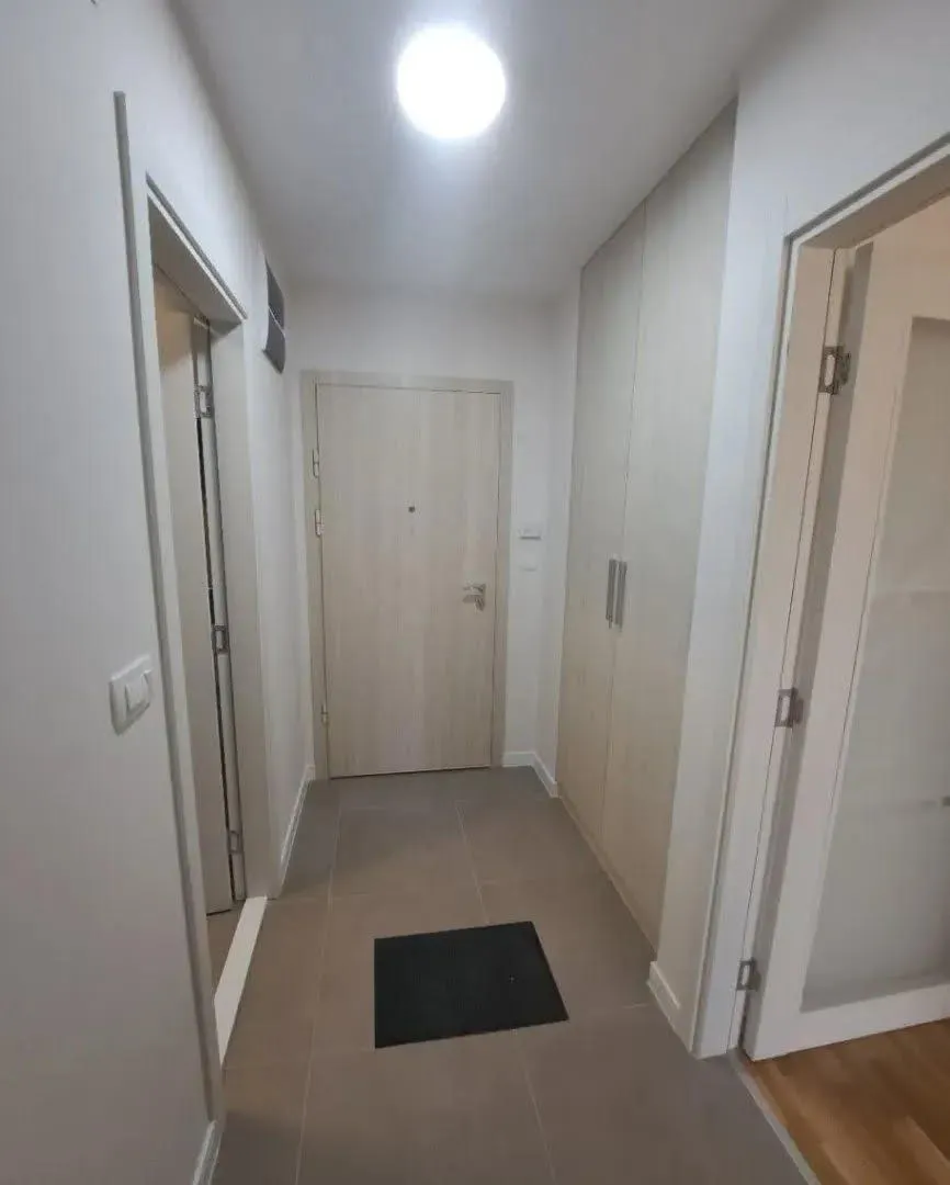 Izdavanje, jednosoban stan, 44m², Zabjelo, Podgorica
