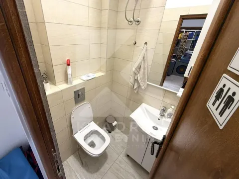 Rent, office space, 84m², Stari Aerodrom, Podgorica - image 14