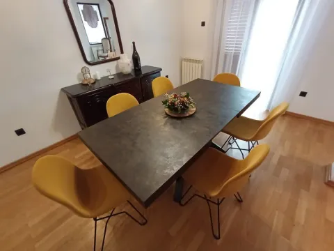 Izdavanje, kuća, 300m², Gorica C, Podgorica - image 30