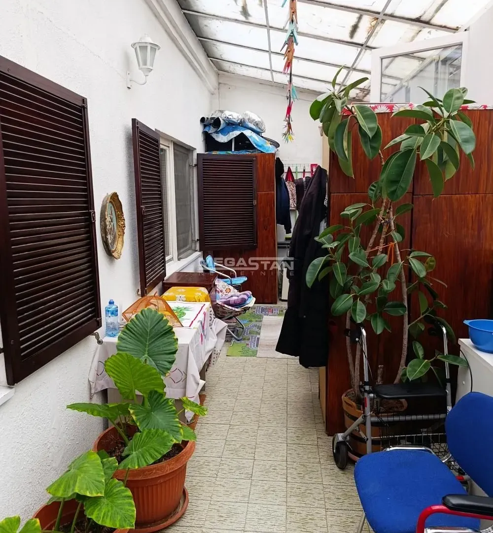 Sale, house, 232m², Centar, Pančevo