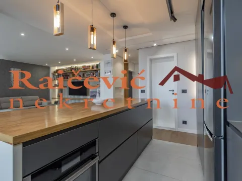 Prodaja, trosoban stan, 74m², Lion, Zvezdara Sve Podlokacije - image 9