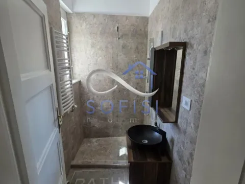 Izdavanje, dvosoban stan, 60m², Centar, Novi Sad - image 9
