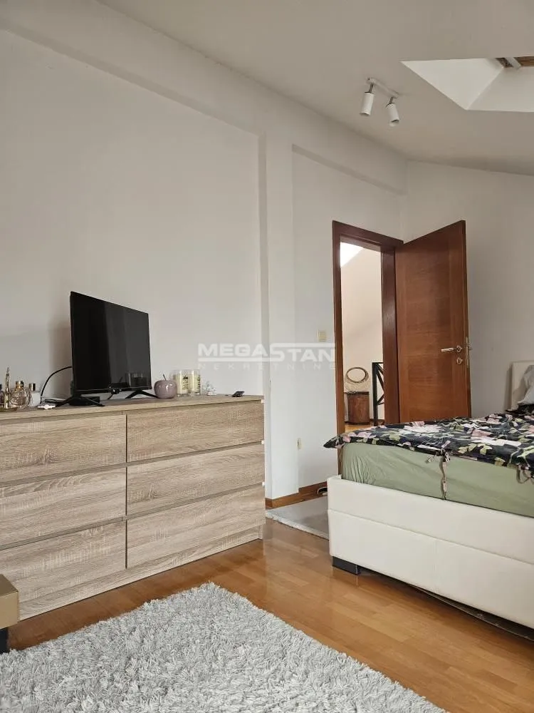 Sale, three bedroom apartment, 94m², Lion, Zvezdara Sve Podlokacije