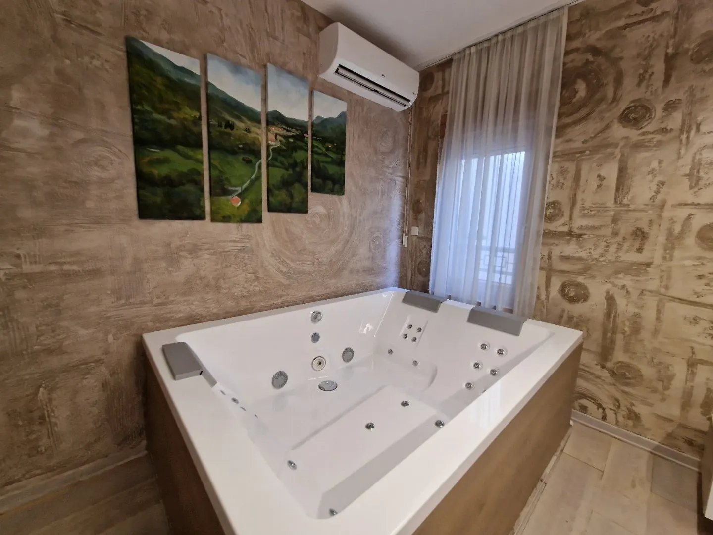 Rent, two bedroom apartment, 68m², Pržno, Budva