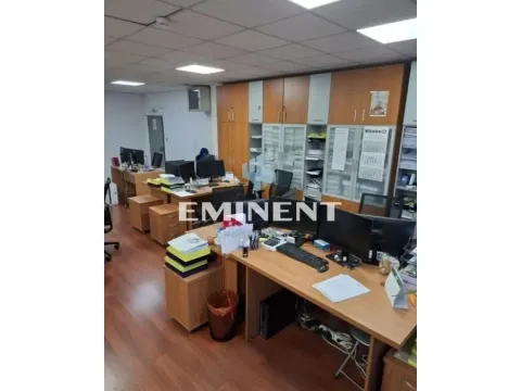 Izdavanje, poslovni prostor, 200m², Novi Beograd Blok 37, Novi Beograd Sve Podlokacije - image 4