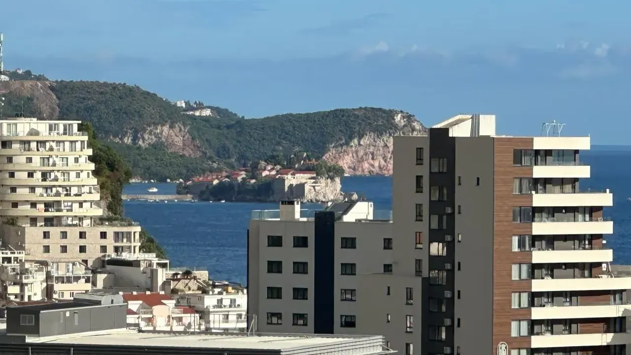 Sale, one bedroom apartment, 57m², Bečići, Budva