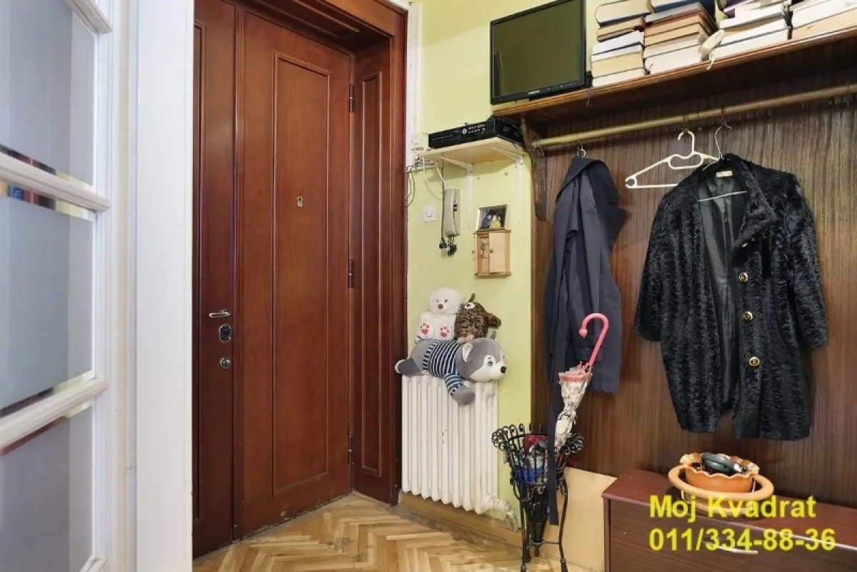 Prodaja, trosoban stan, 105m², Stari Grad, Beograd