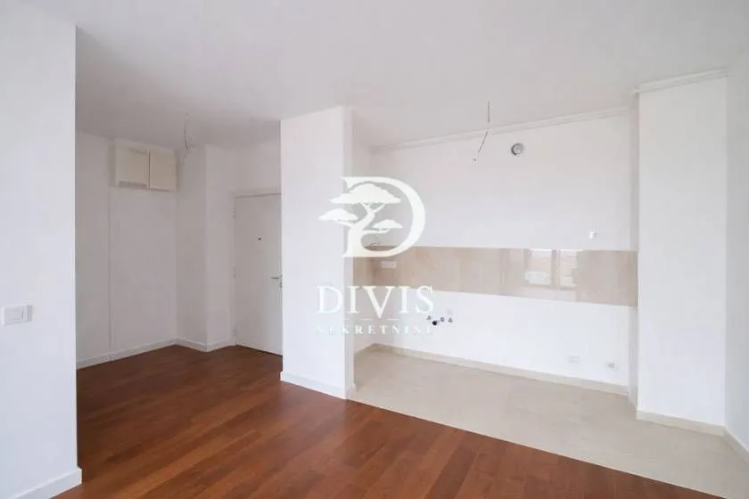 Prodaja, dvosoban stan, 60m², Bežanijska Kosa Sve Podlokacije, Beograd