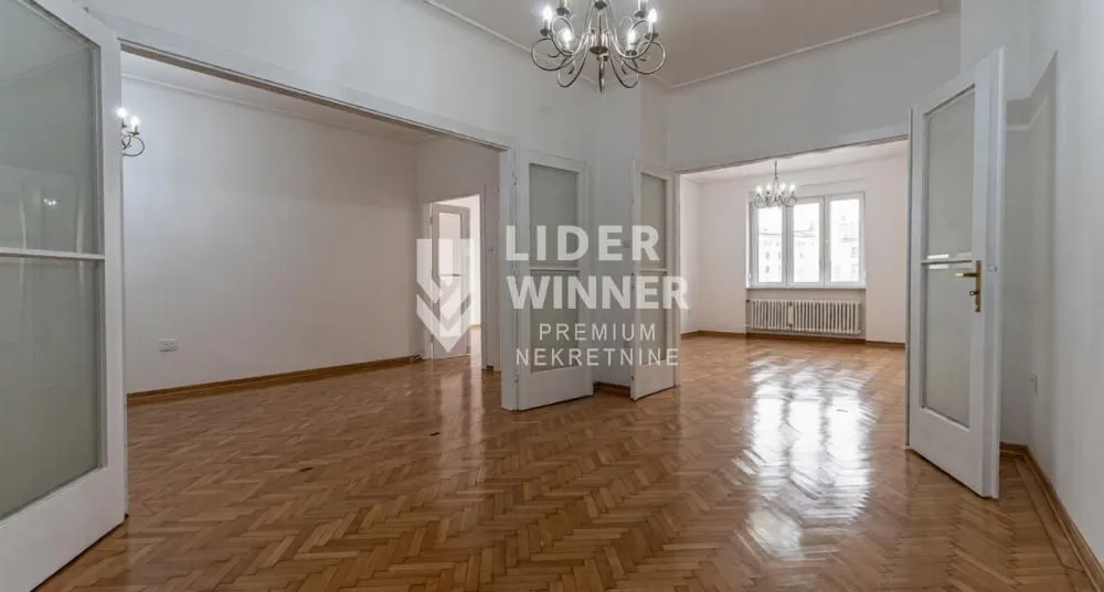 Rent, office space, 136m², Stari Grad, Beograd