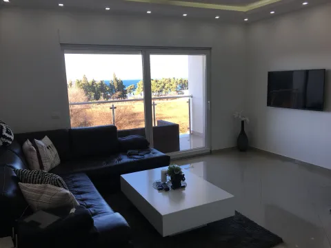 Rent, one bedroom apartment, 56m², Šušanj, Bar - image 2
