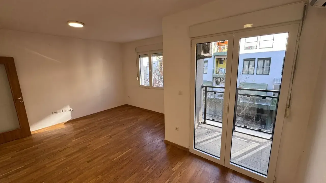 Sale, one bedroom apartment, 44m², Blok 6, Podgorica