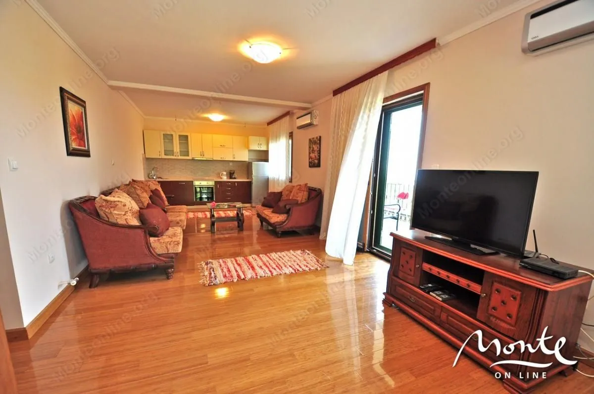 Sale, house, 644m², Pržno, Budva