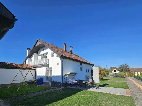 Prodaja, kuća, 200m², Centar, Loznica - image 2