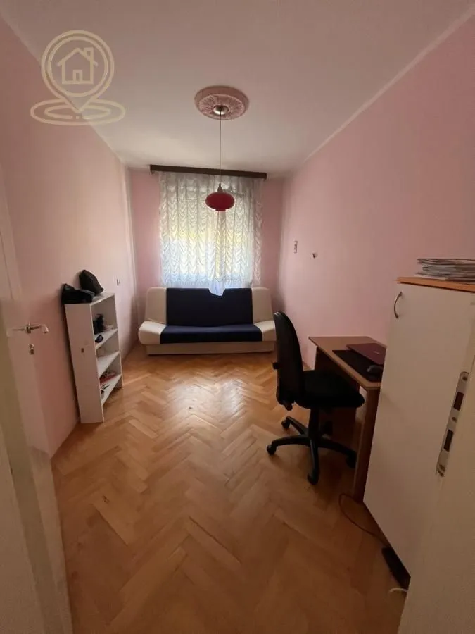 Izdavanje, dvosoban stan, 42m², Grbavica, Novi Sad Sve Podlokacije