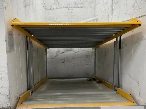 Parking garaža in Autokomanda